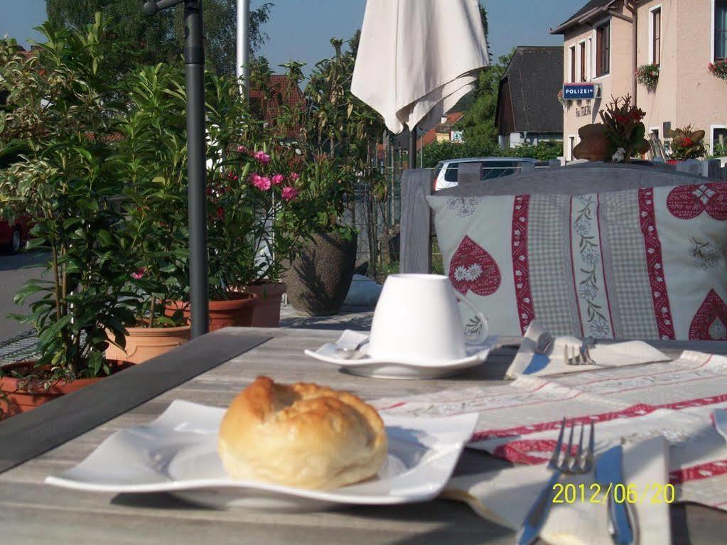 Hotel Garni Weinquadrat Weissenkirchen in der Wachau Exteriör bild